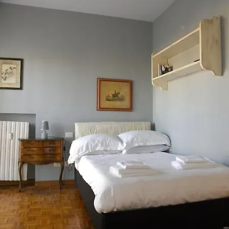Bright With Views And Terrace Apartment *
