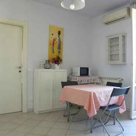 Bright With Views And Terrace Florencia